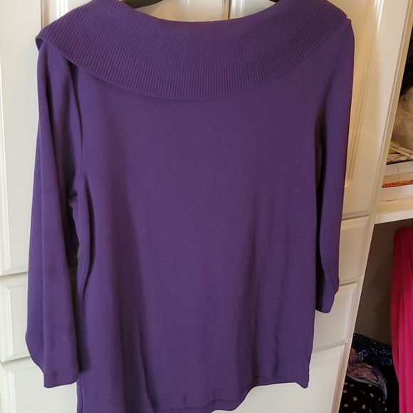 Top - Picture 3 of 3